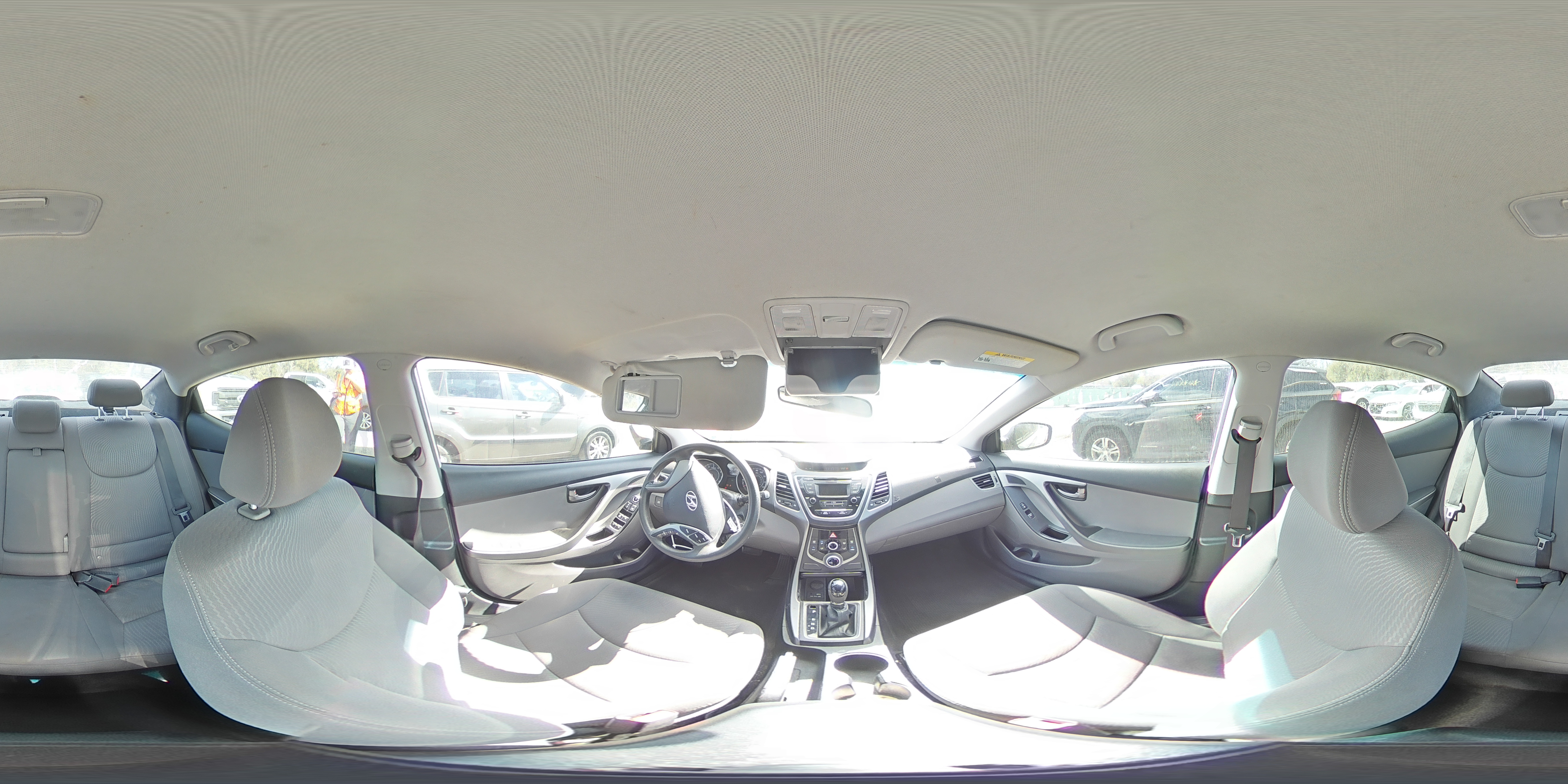 2015 Hyundai Elantra - Image 12