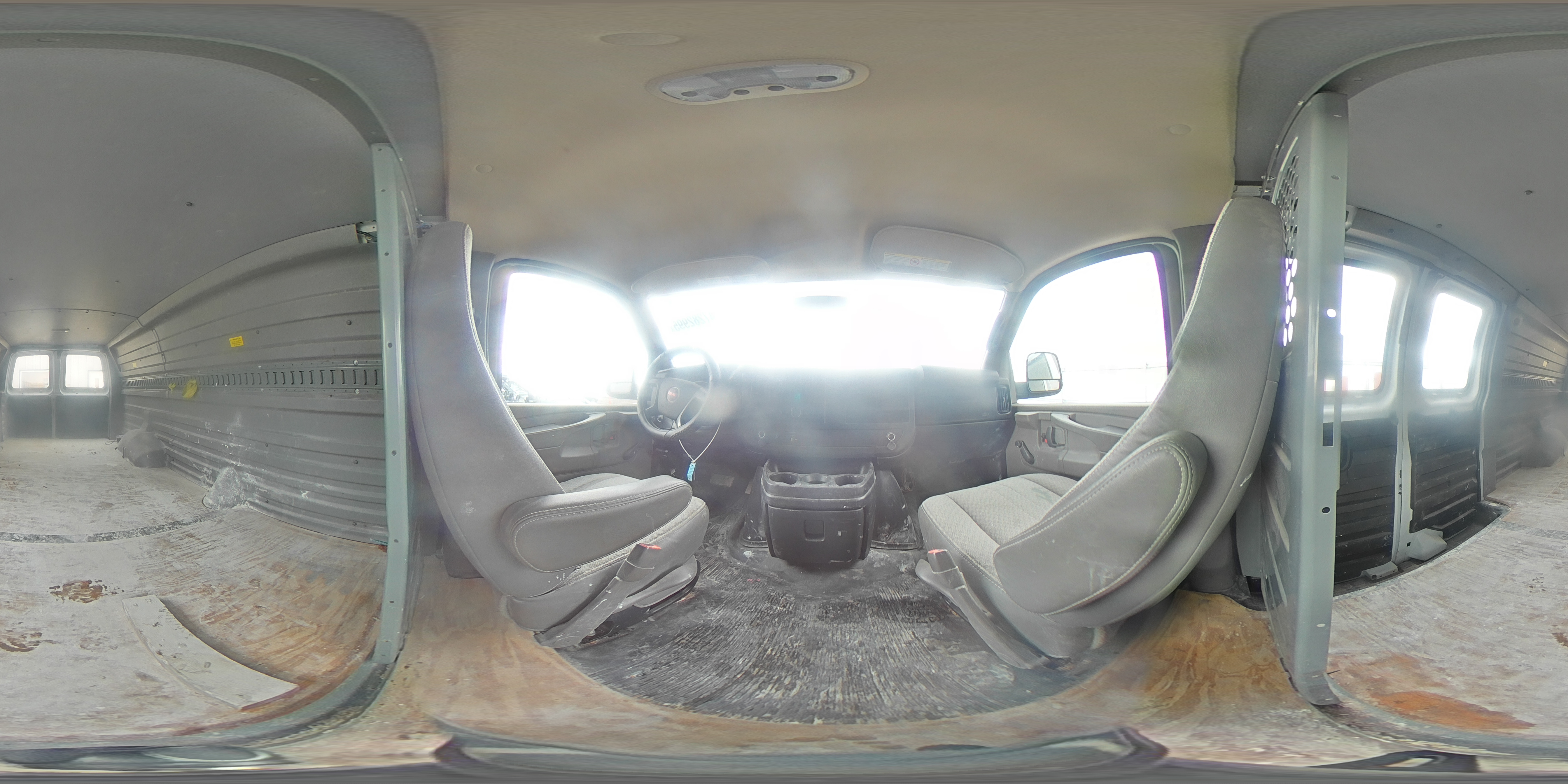 2012 GMC Savana - Image 14