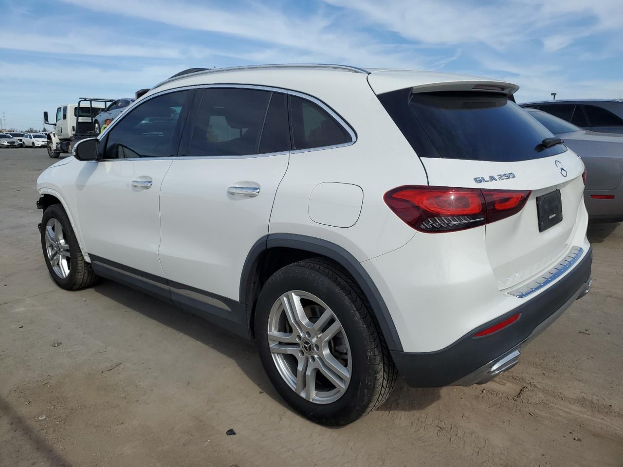 2021 Mercedes-Benz GLA-klasse - Image 2