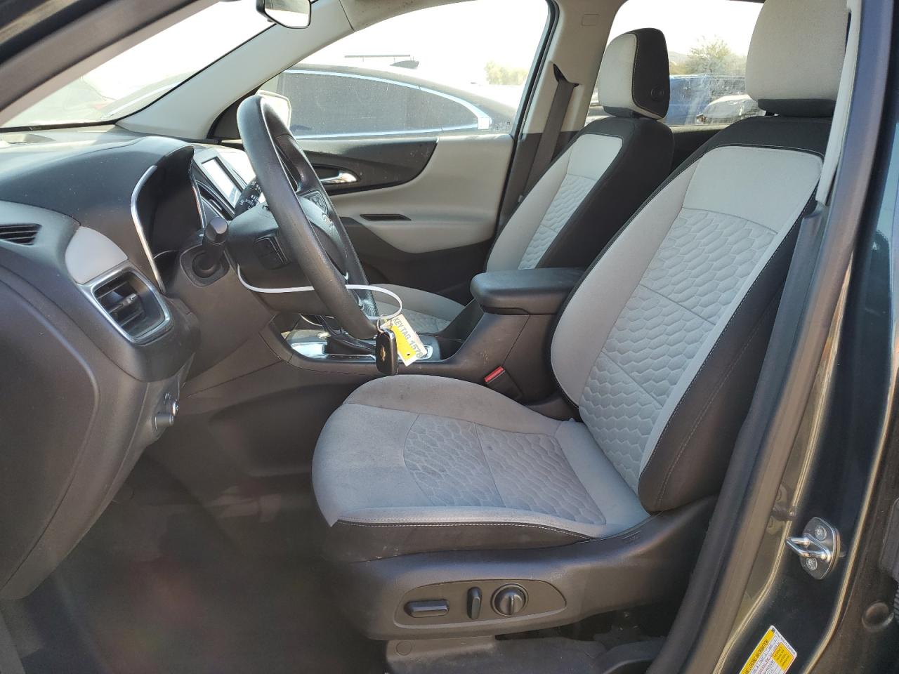 3GNAXHEV2LS506243 CHEVROLET EQUINOX 2020