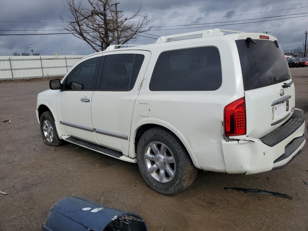 2006 Infiniti QX56 - Image 2