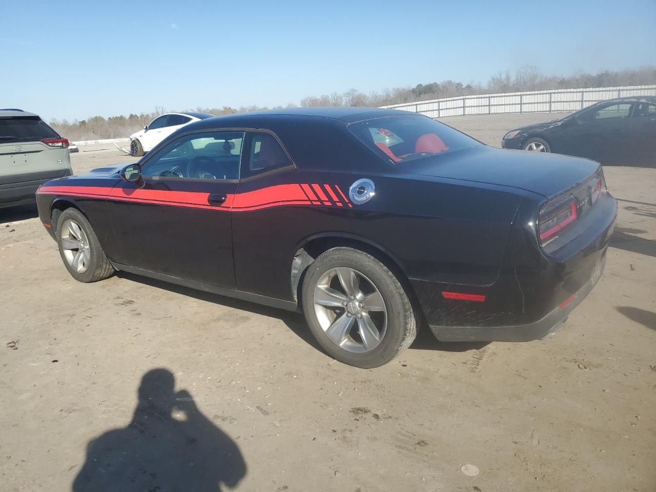 2016 Dodge Challenger - Image 2