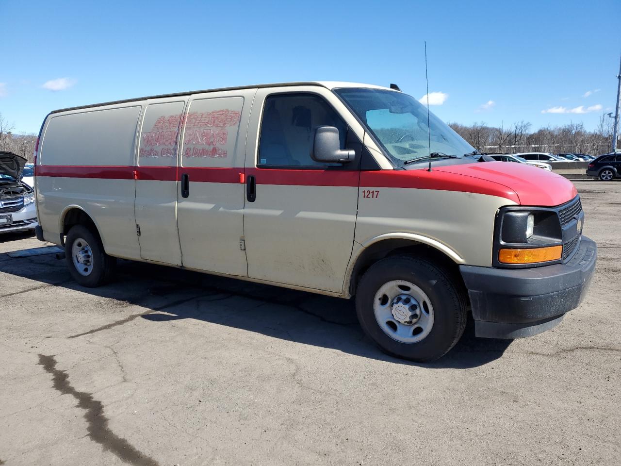 2017 Chevrolet Express - Image 4