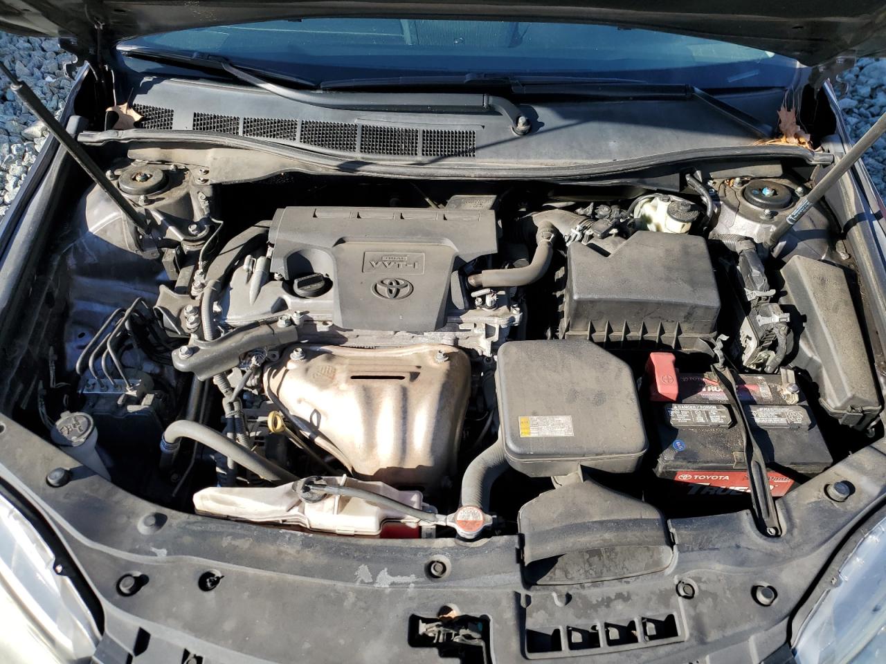 2016 Toyota Camry - Image 11