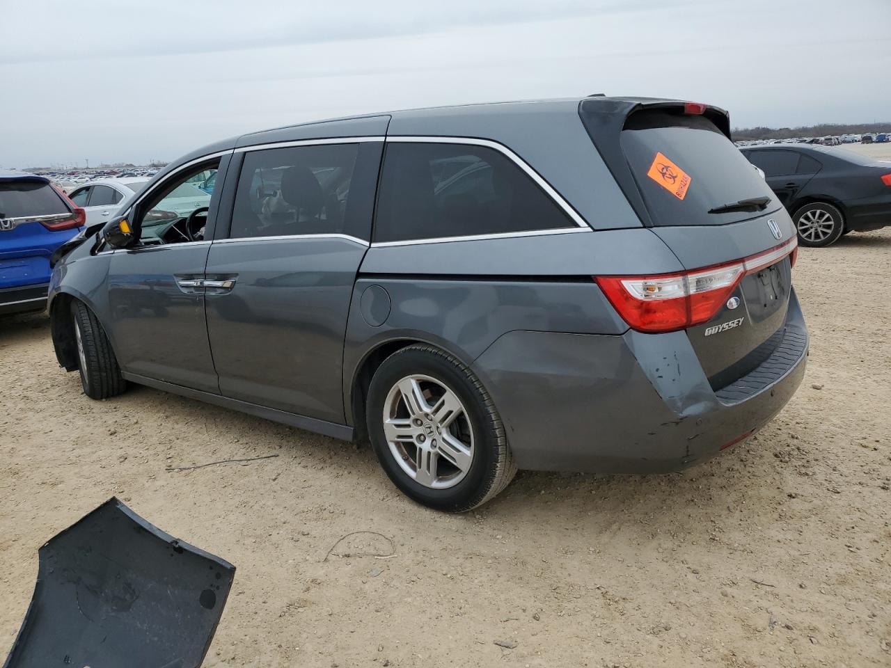 2013 Honda Odyssey - Image 2