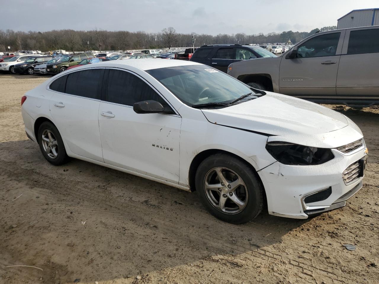 2017 Chevrolet Malibu - Image 4