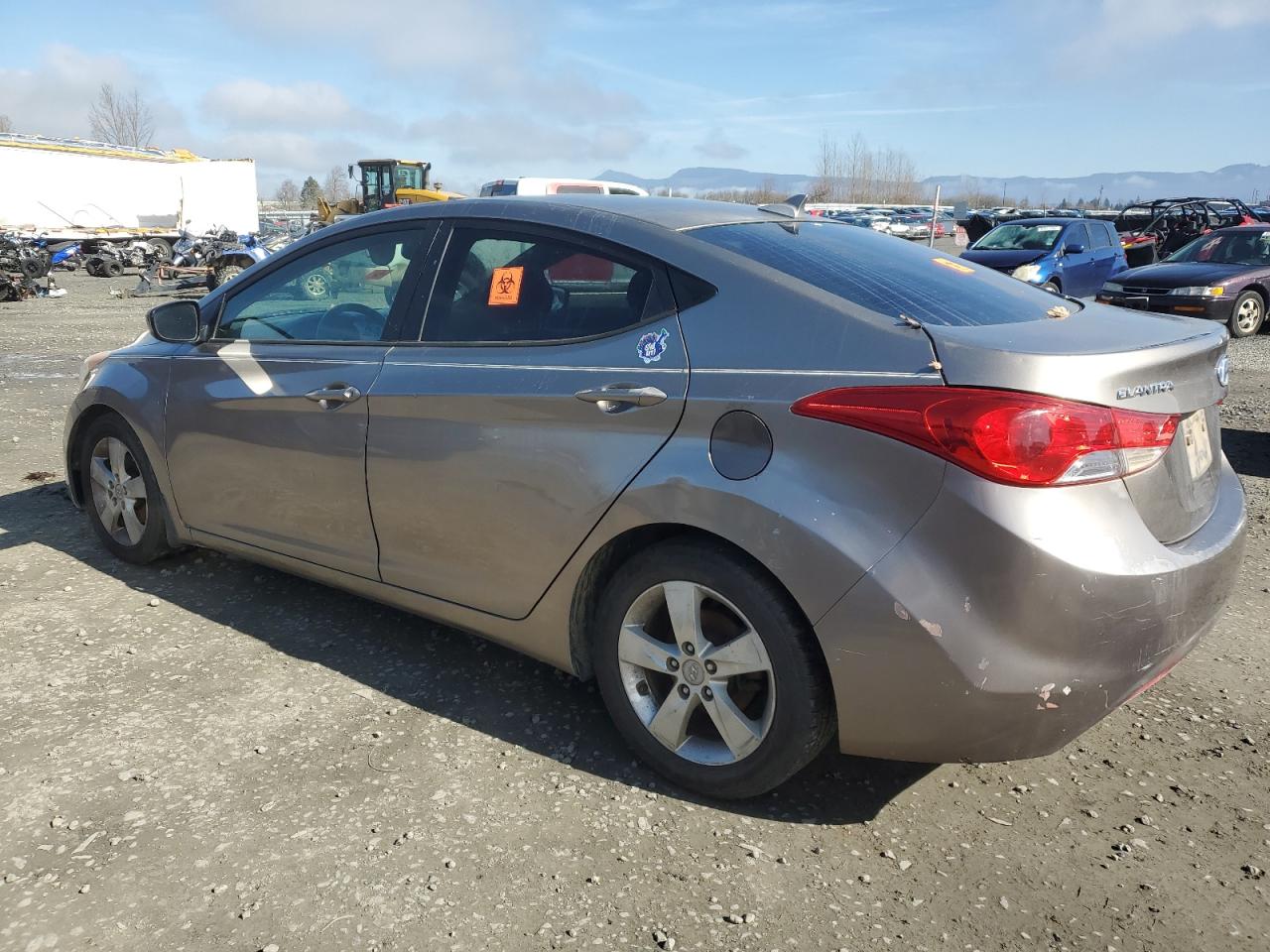 2013 Hyundai Elantra - Image 2