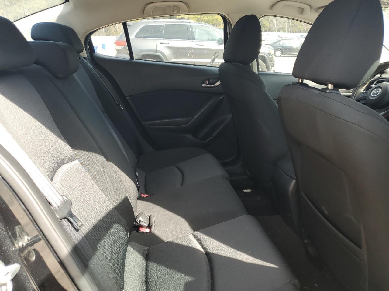 2014 Mazda 3 - Image 10