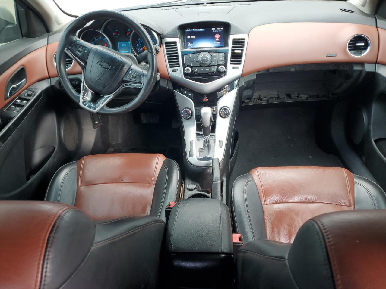 2013 Chevrolet Cruze - Image 8
