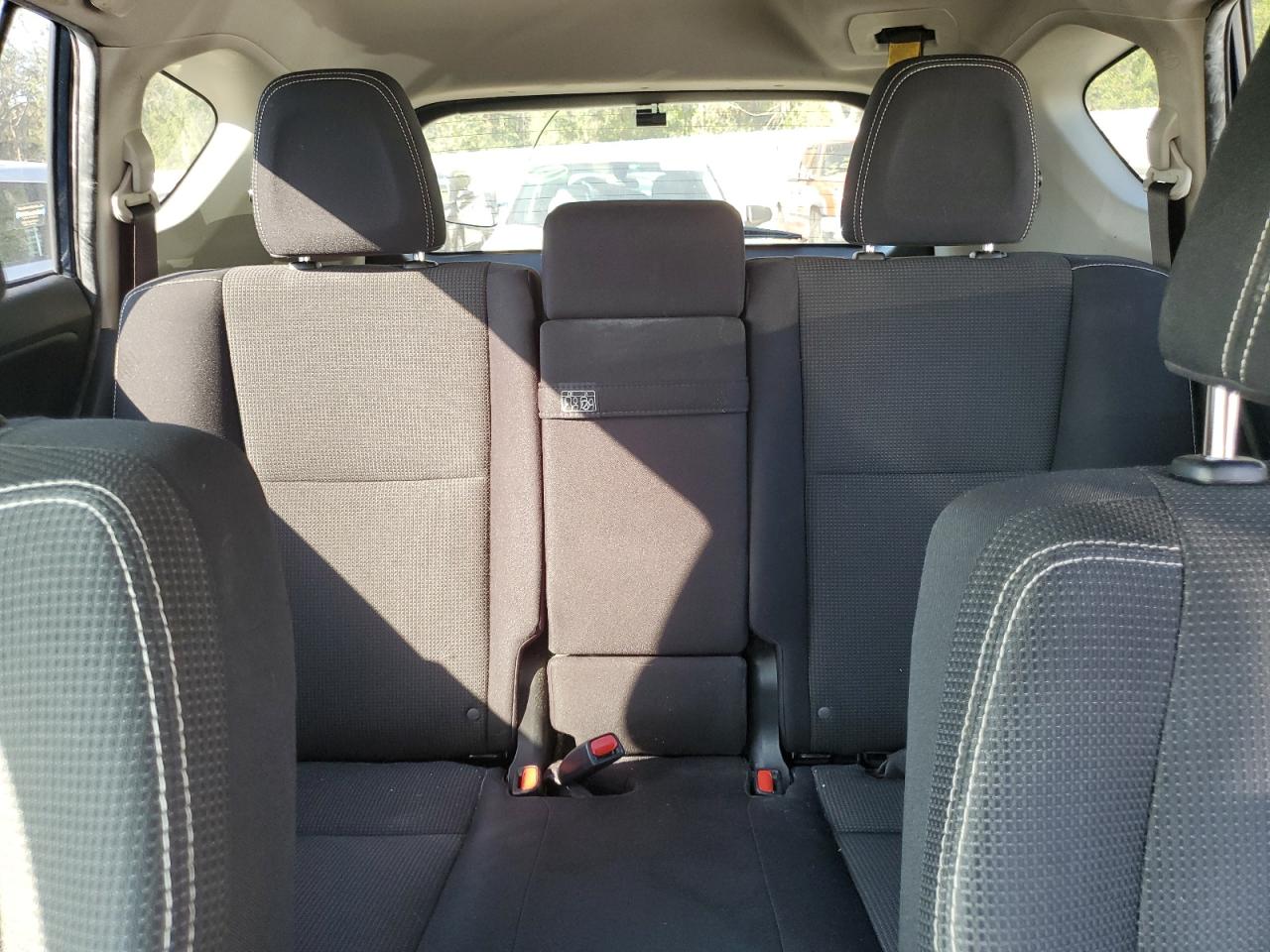 2017 Toyota RAV 4 - Image 10