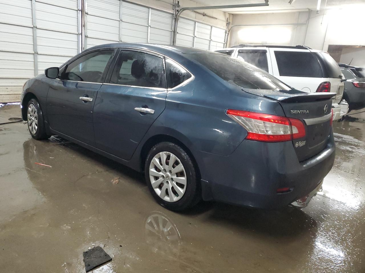 2014 Nissan Sentra - Image 2