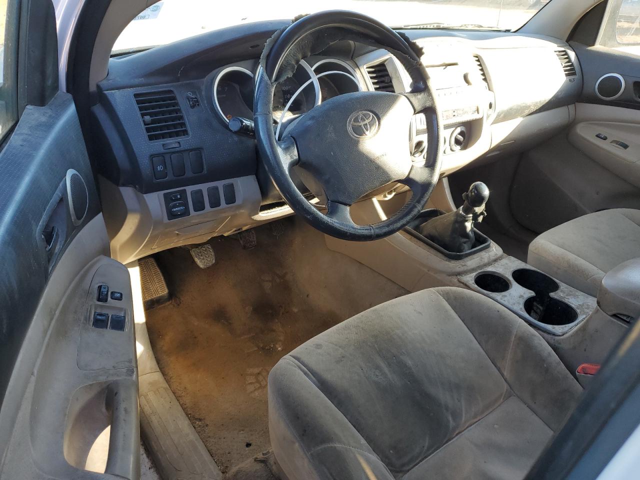 2007 Toyota Tacoma - Image 8