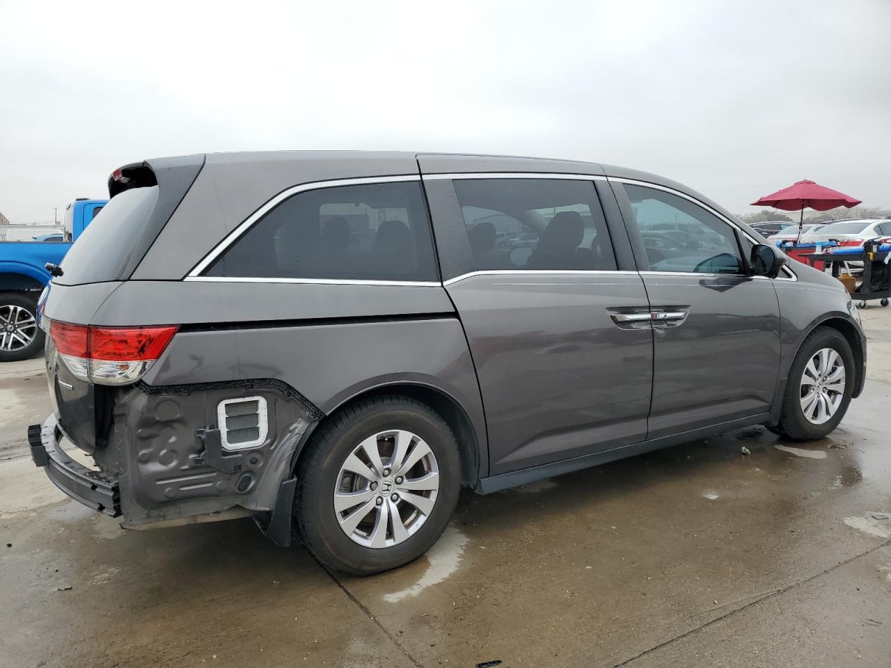 2016 Honda Odyssey - Image 3