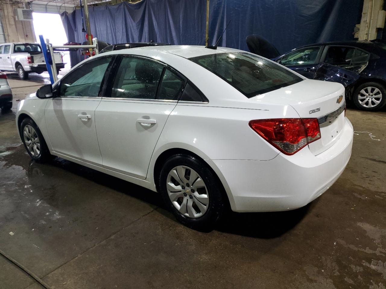 2012 Chevrolet Cruze - Image 2