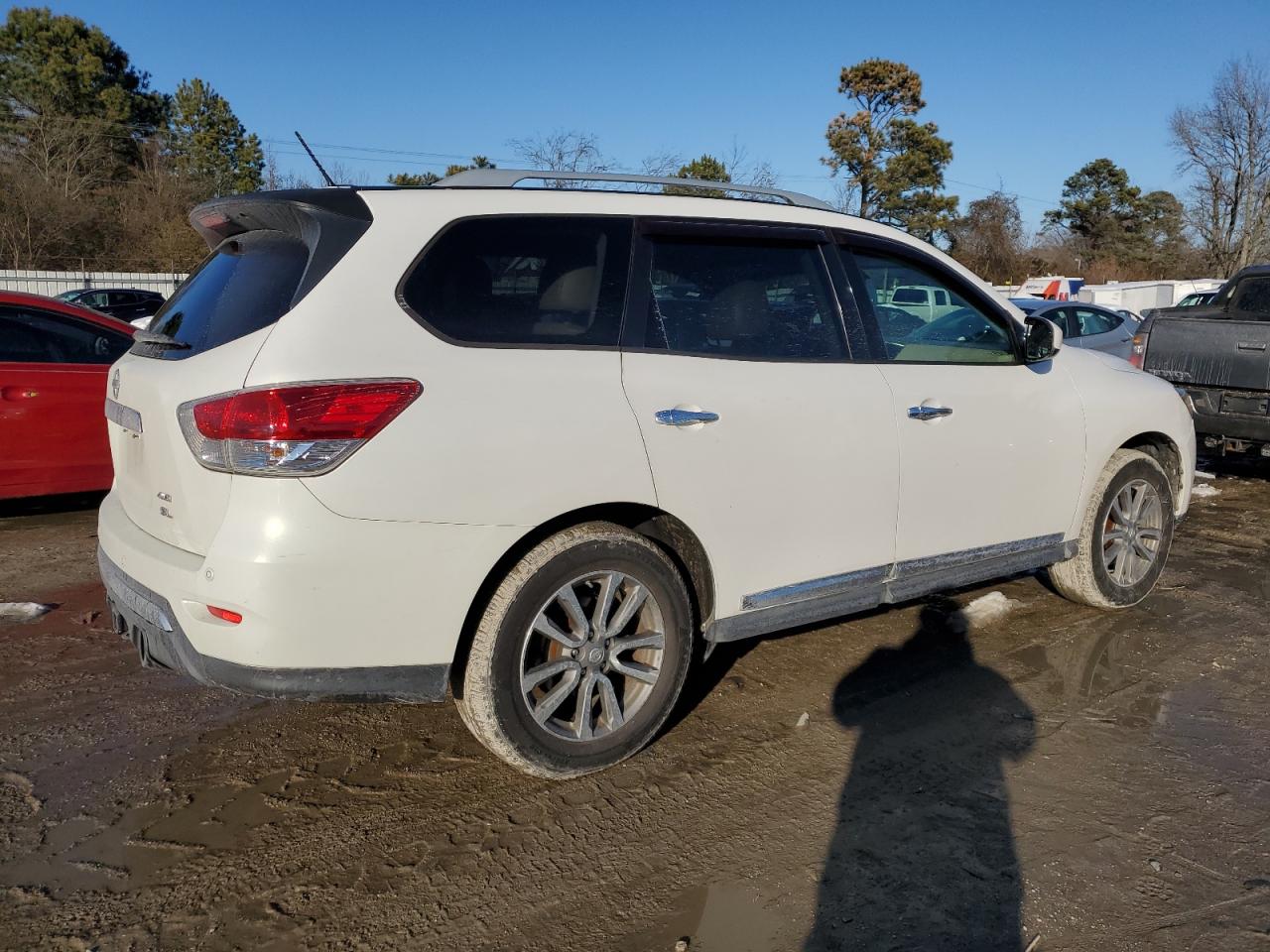 2014 Nissan Pathfinder - Image 3