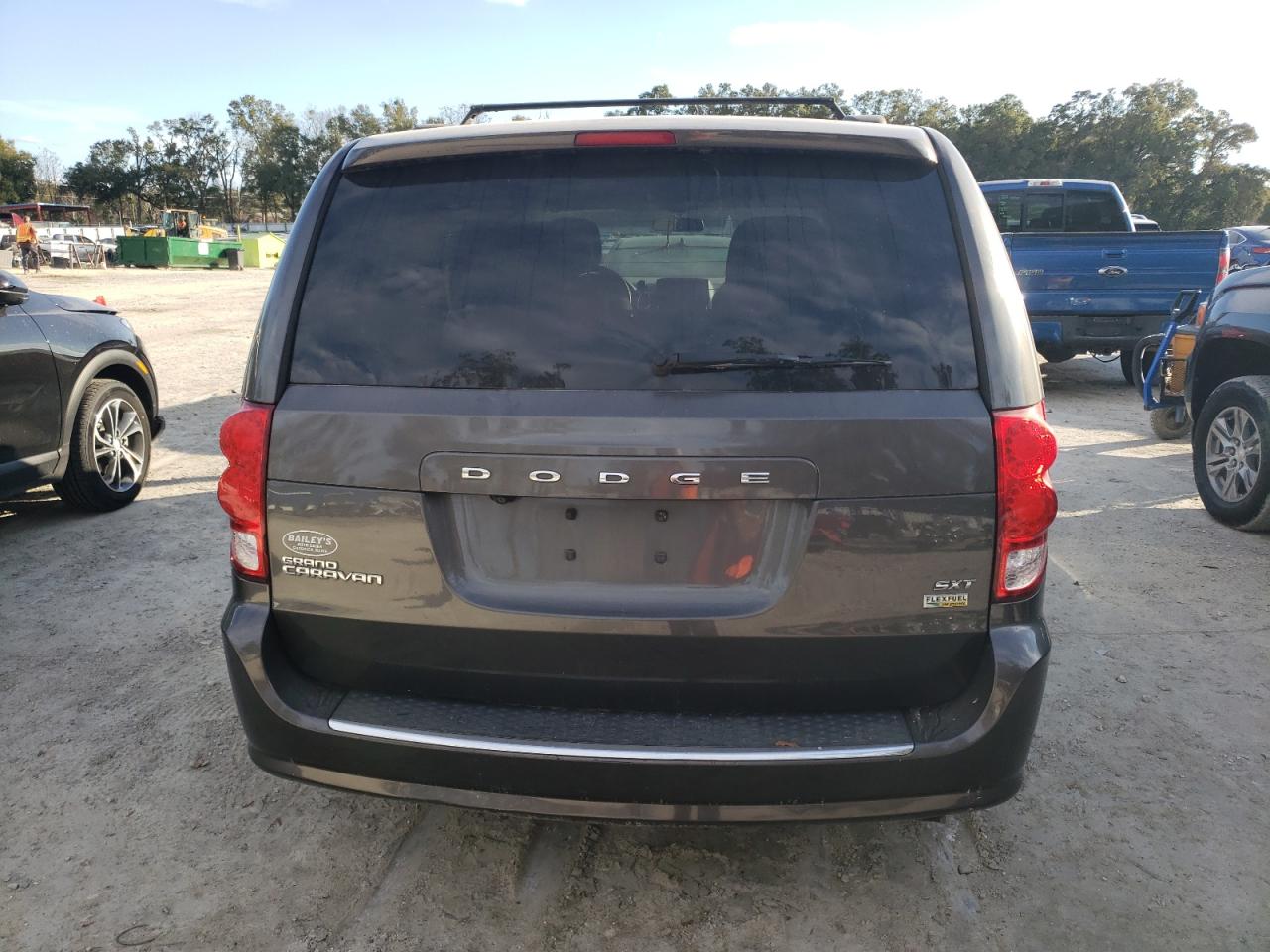 2016 Dodge Caravan - Image 6