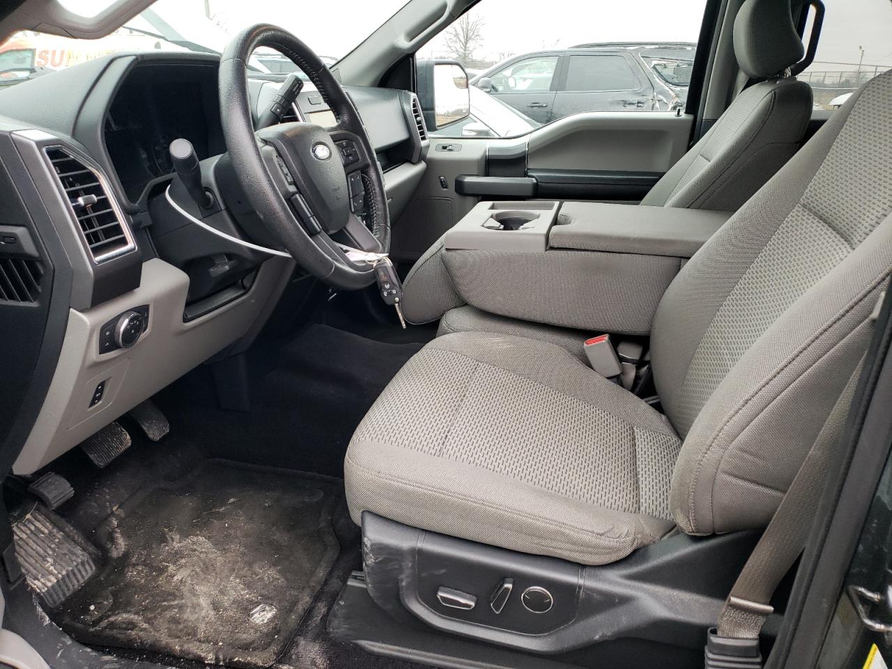 2015 Ford F-150 - Image 7