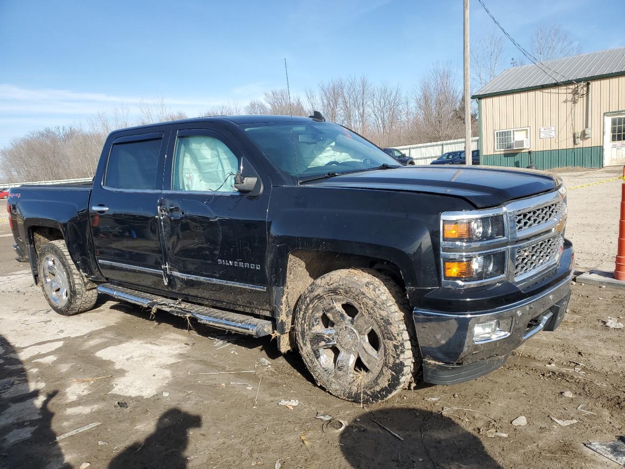 2015 Chevrolet Silverado - Image 4