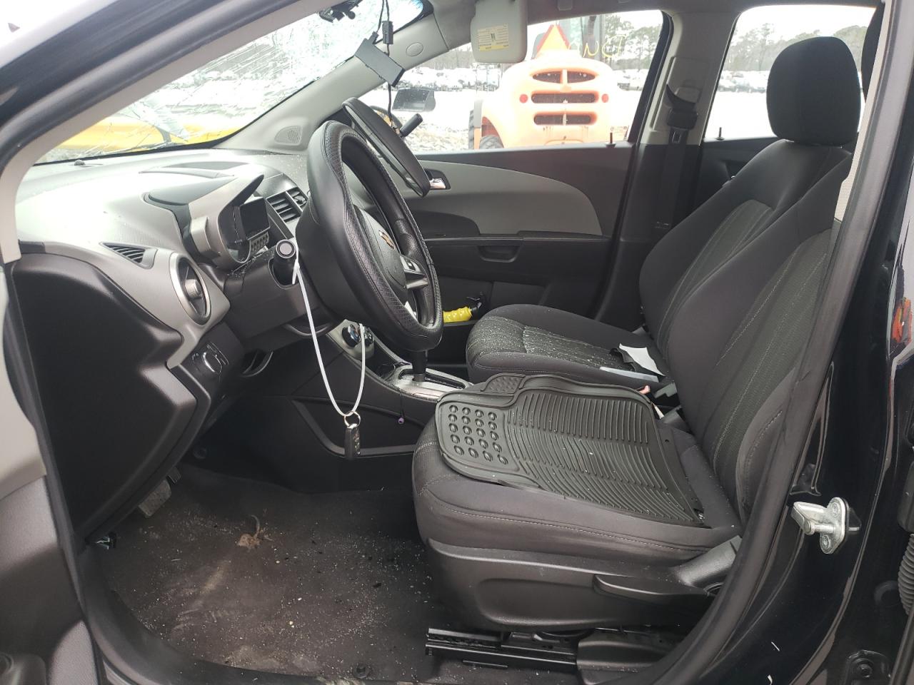 2013 Chevrolet Sonic - Image 7