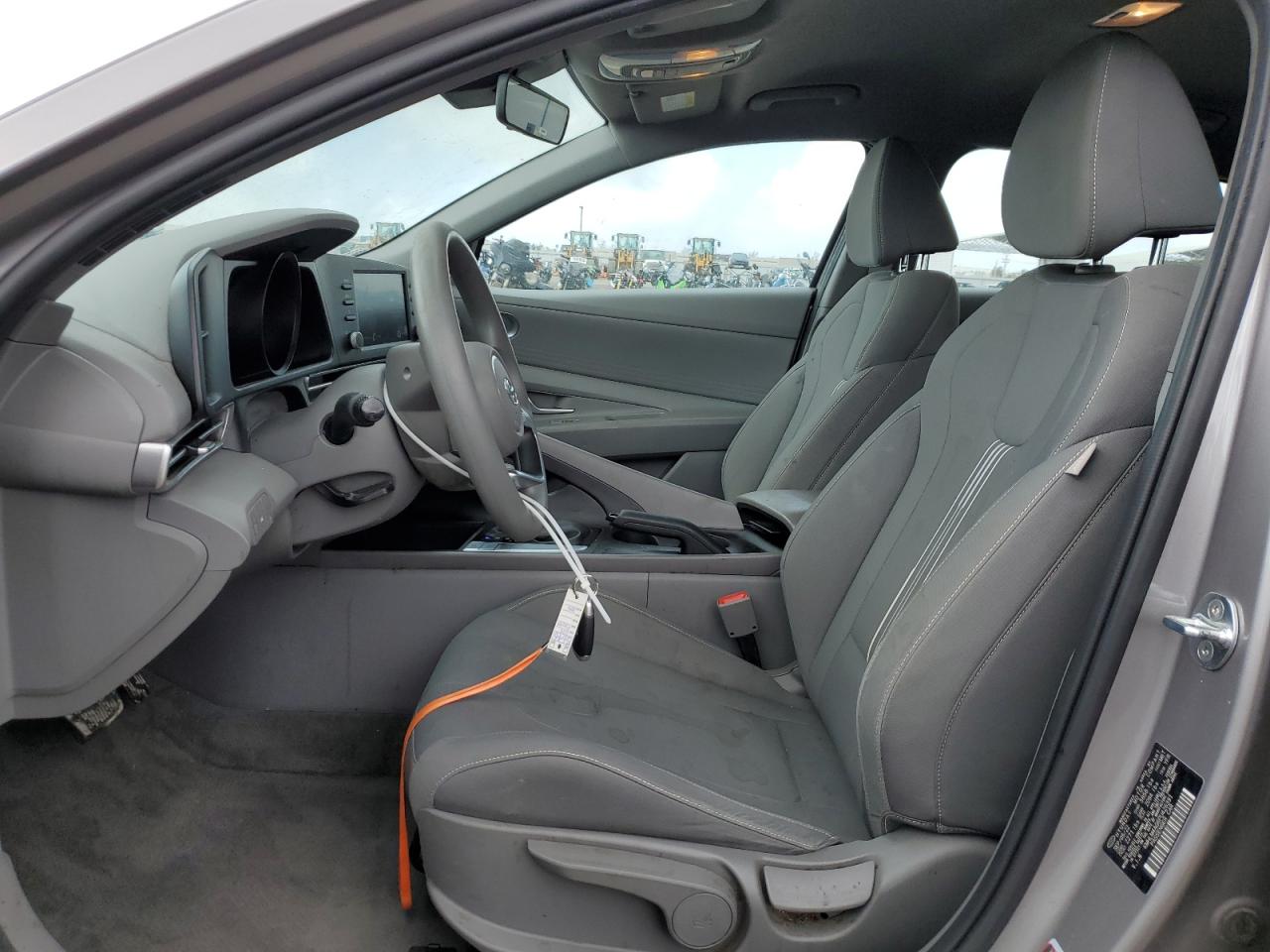 2023 Hyundai Elantra - Image 7