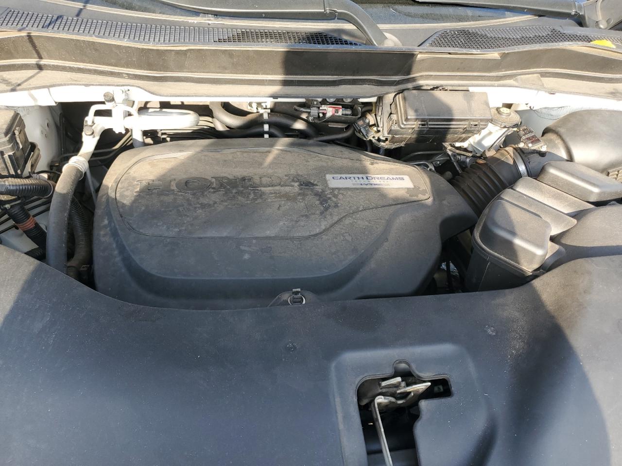 2017 Honda Pilot - Image 13