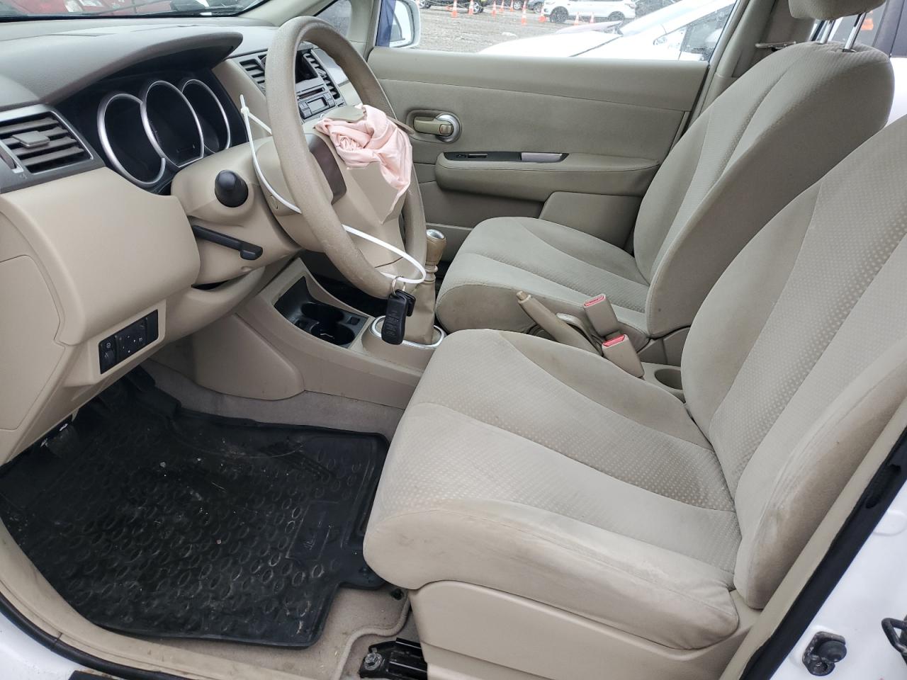 2010 Nissan Versa - Image 7