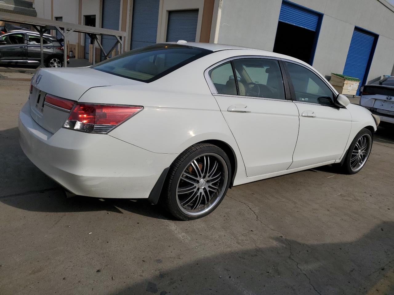 2011 Honda Accord - Image 3