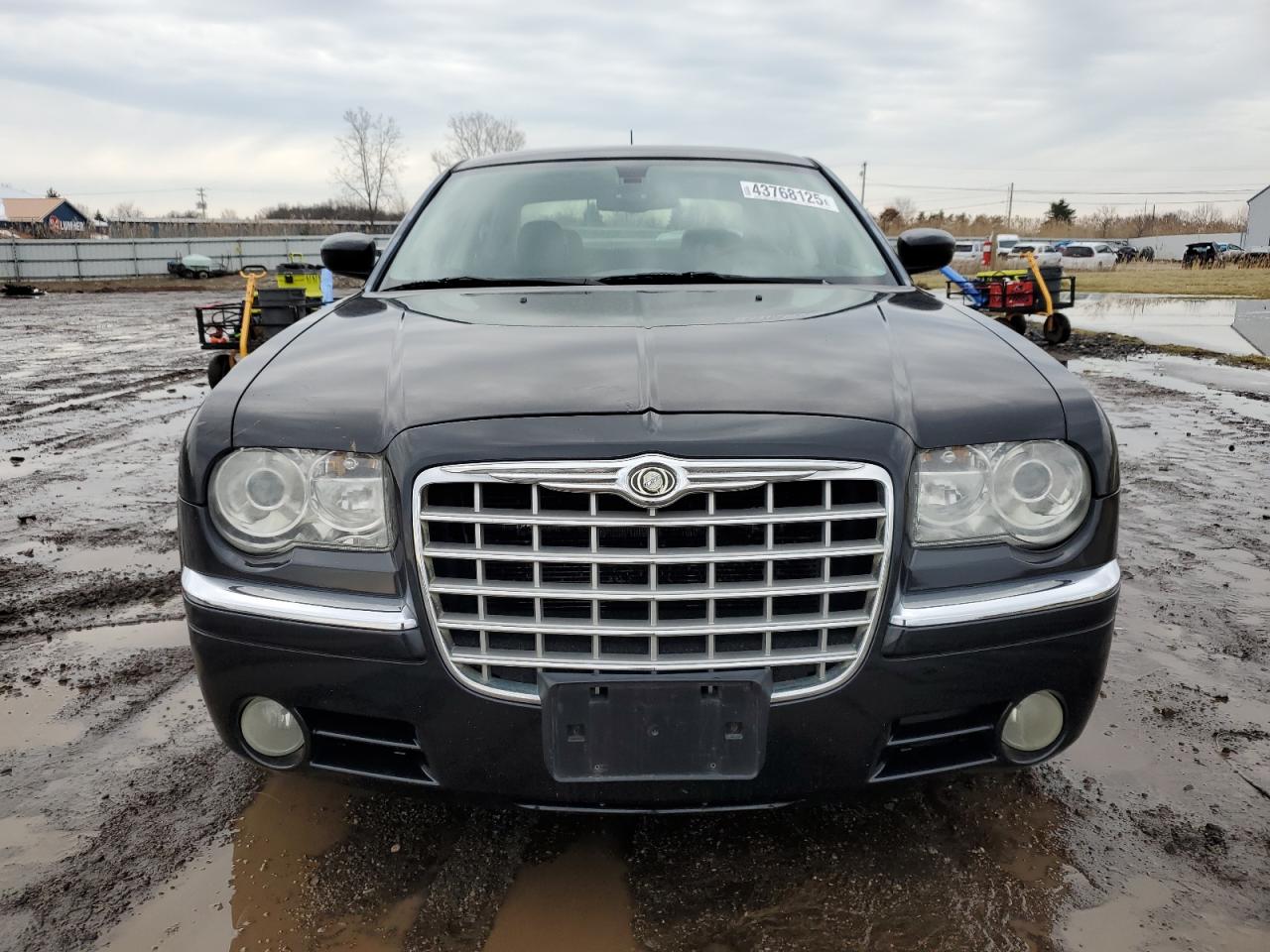 2008 Chrysler 300 - Image 5