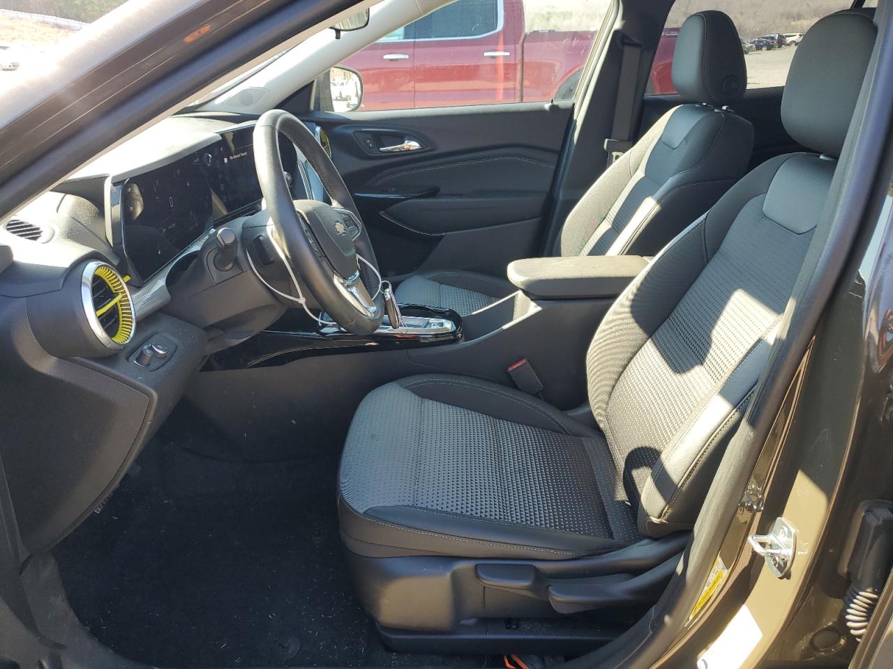 KL77LHE24RC001983 CHEVROLET TRAX 2024