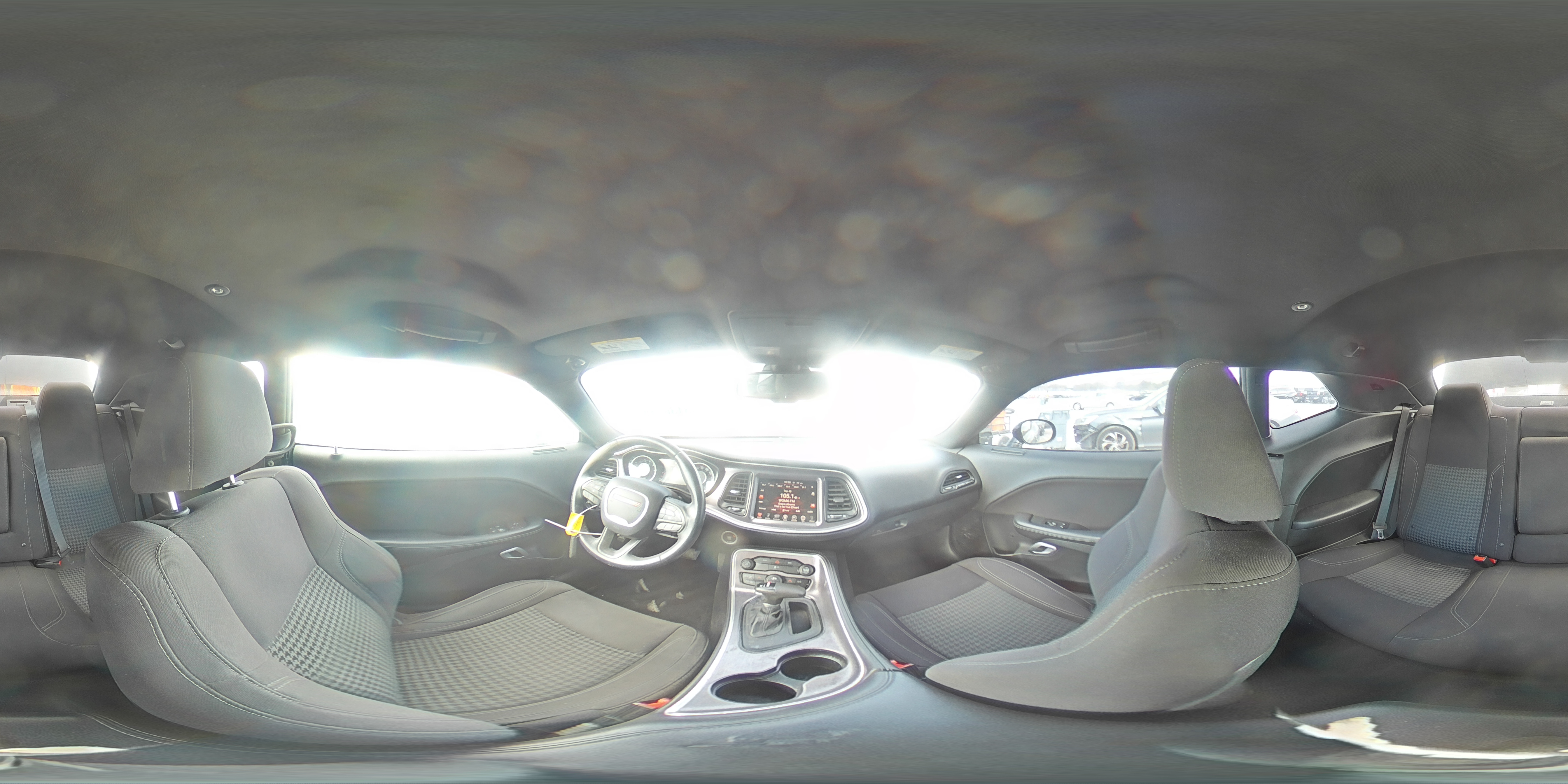 2015 Dodge Challenger - Image 13