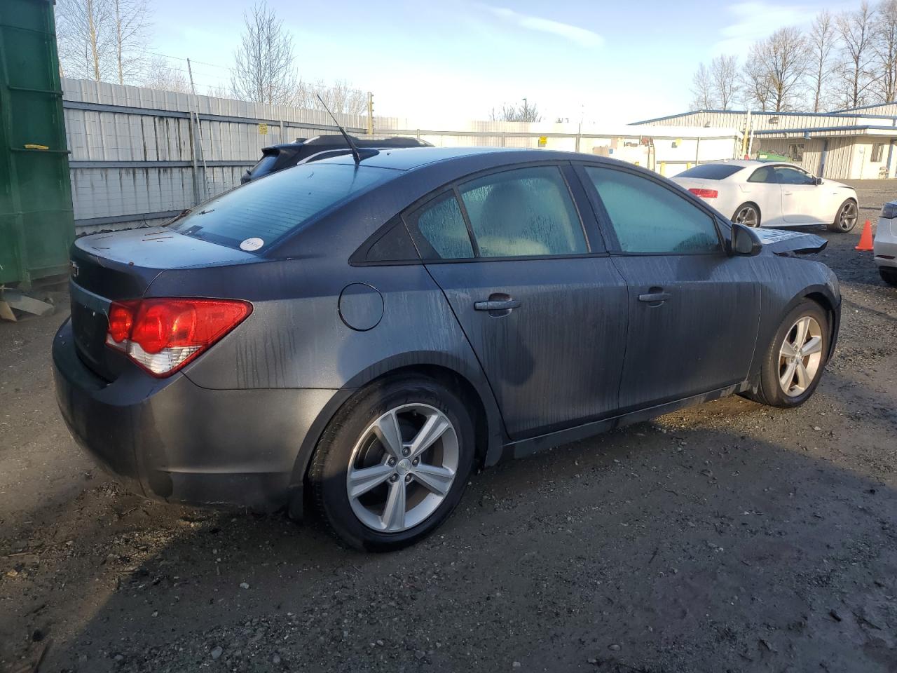 2013 Chevrolet Cruze - Image 3