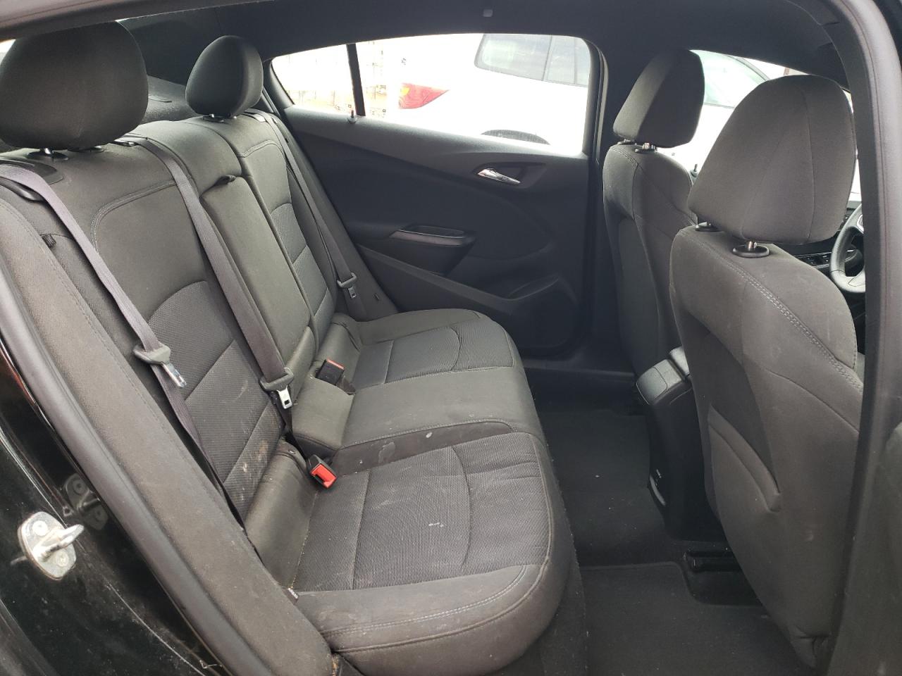 2017 Chevrolet Cruze - Image 10