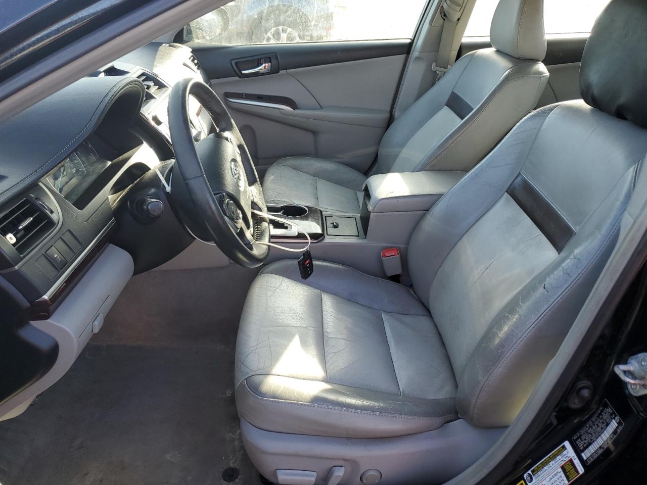 2012 Toyota Camry - Image 7