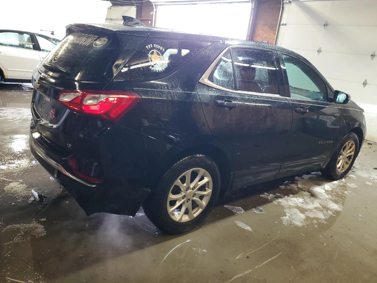 2GNAXJEV6J6227400 CHEVROLET EQUINOX 2018
