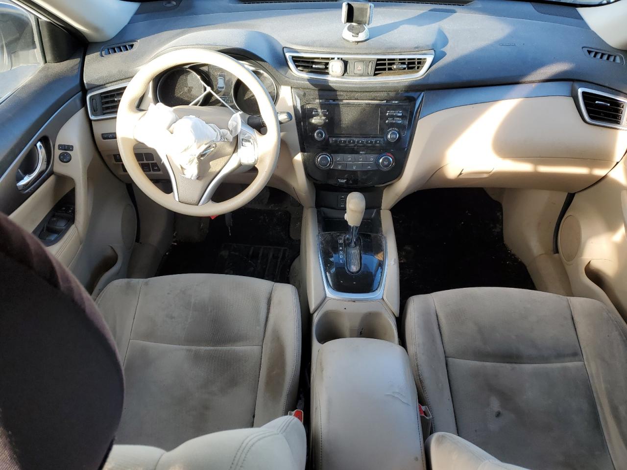 2015 Nissan Rogue - Image 8