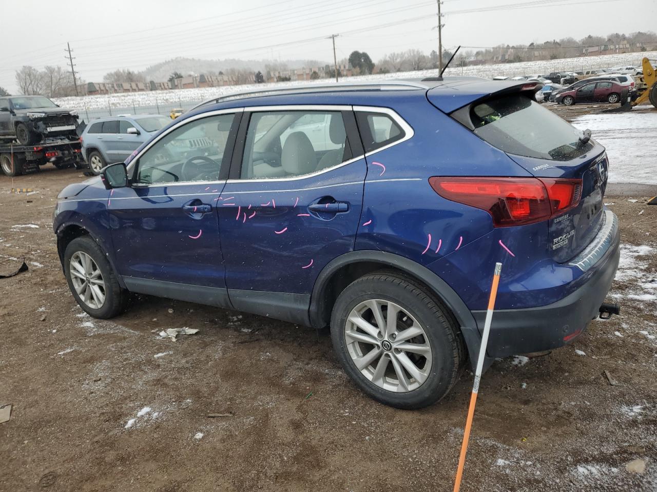 JN1BJ1CR2KW351307 NISSAN ROGUE 2019