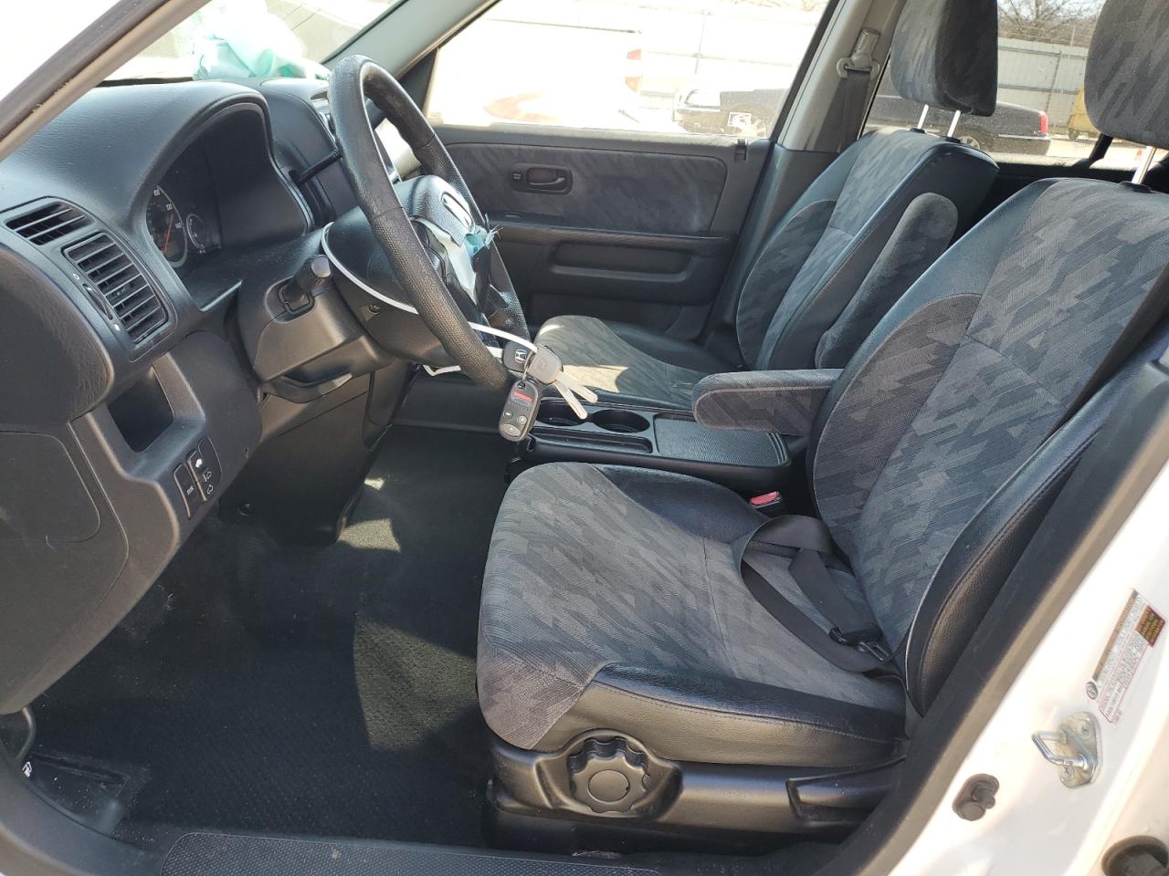 2004 Honda CR-V - Image 7
