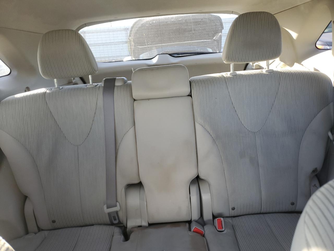 2010 Toyota Venza - Image 10