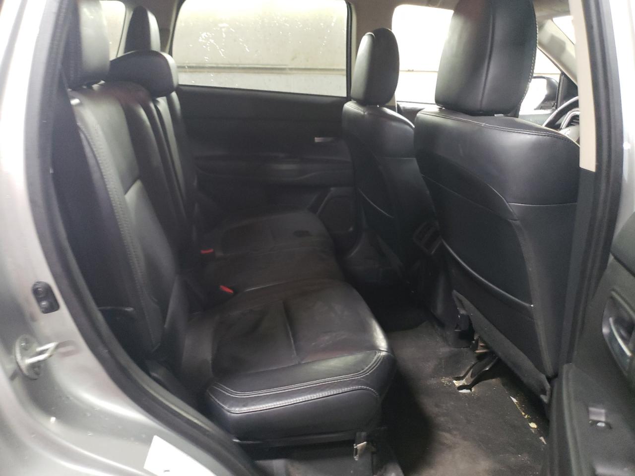 2019 Mitsubishi Outlander - Image 10