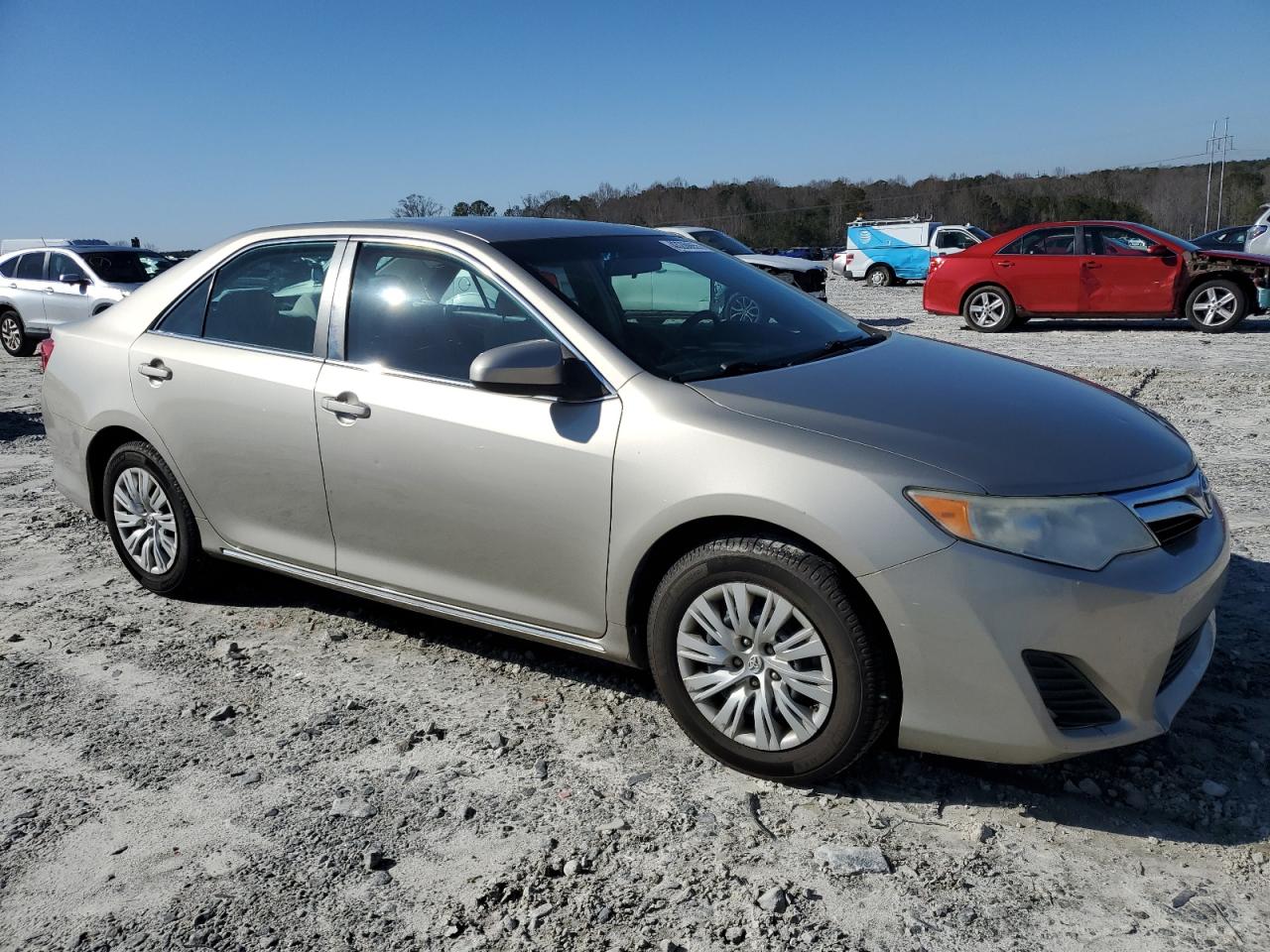 2013 Toyota Camry - Image 4