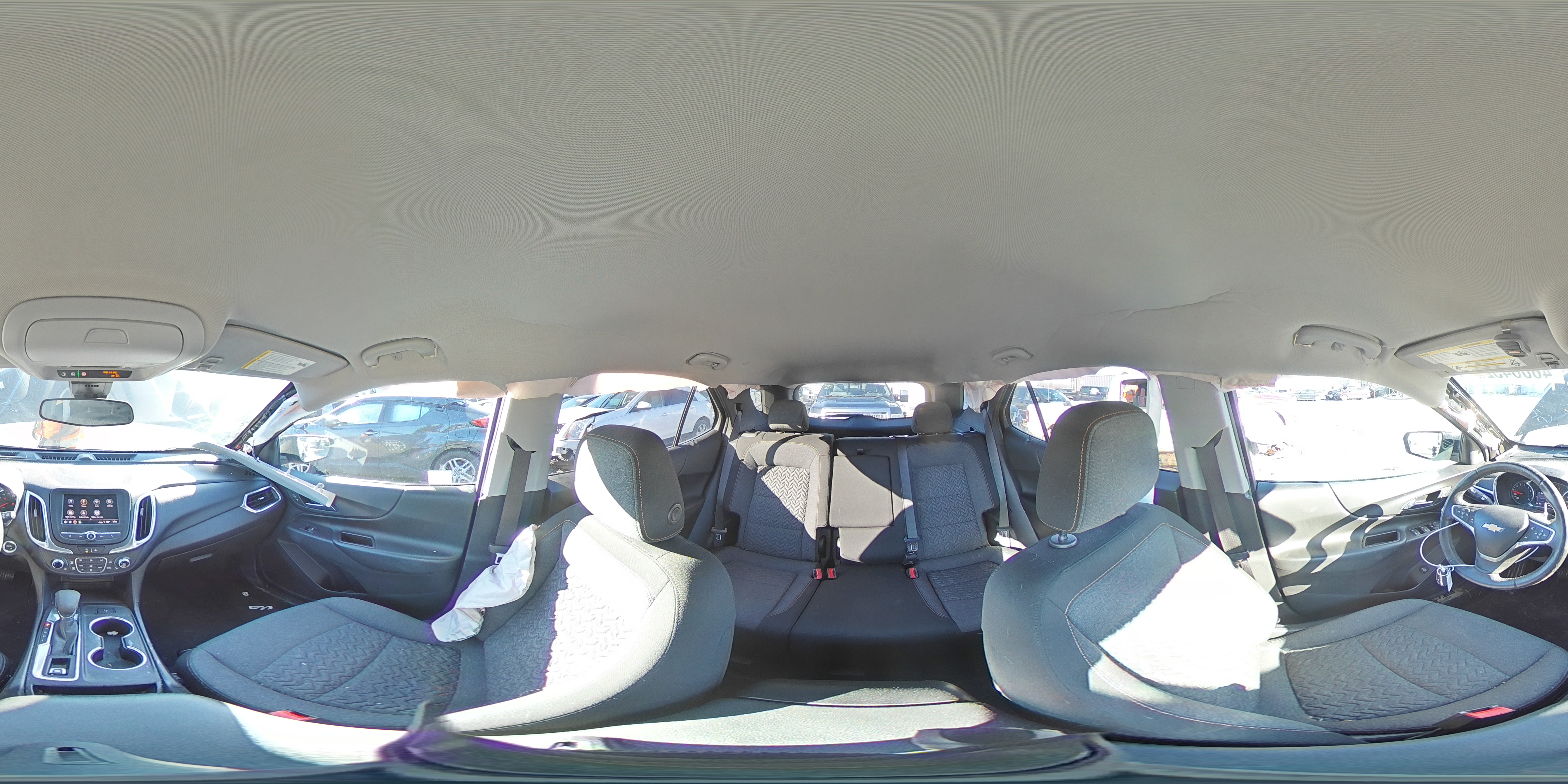 2022 Chevrolet Equinox - Image 15