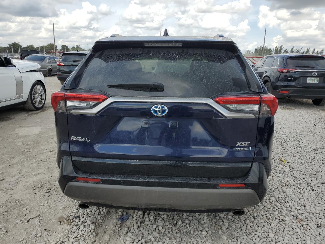 2019 Toyota RAV 4 - Image 6