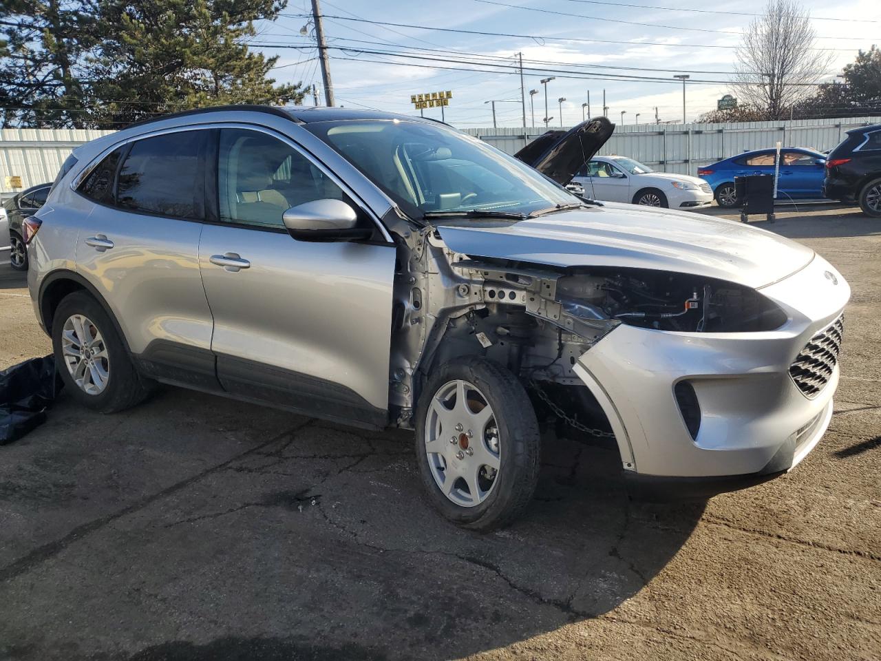 2020 Ford Escape - Image 4