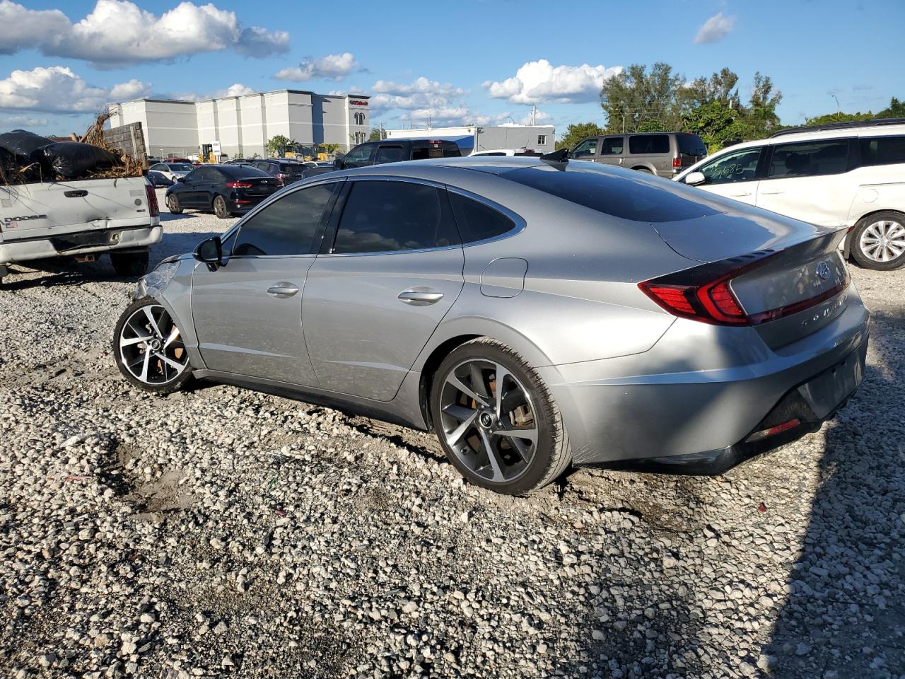 2021 Hyundai Sonata - Image 2
