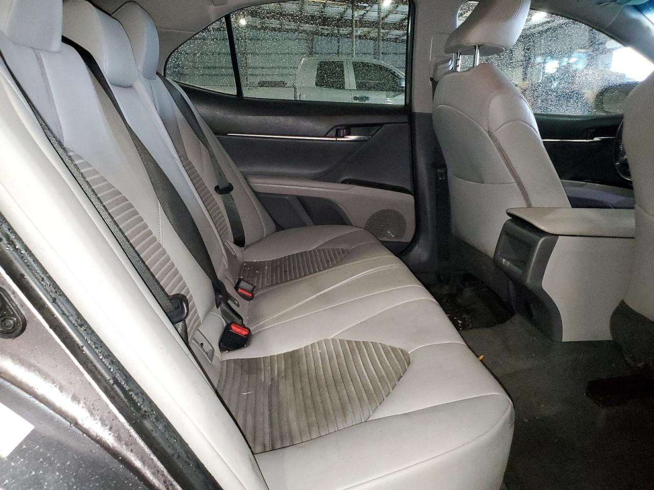4T1B11HK5KU161582 TOYOTA CAMRY 2019
