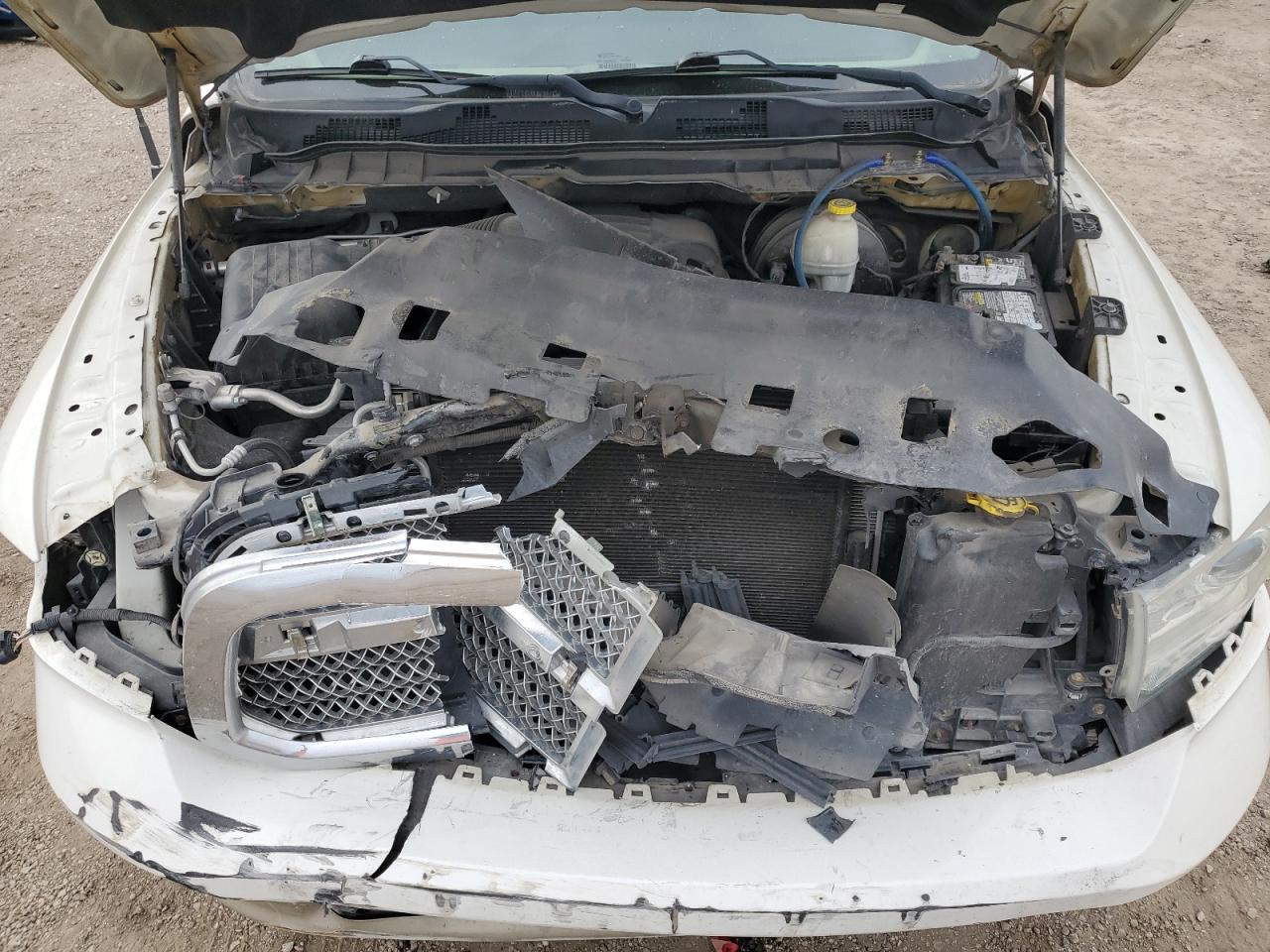 2016 RAM 1500 - Image 11
