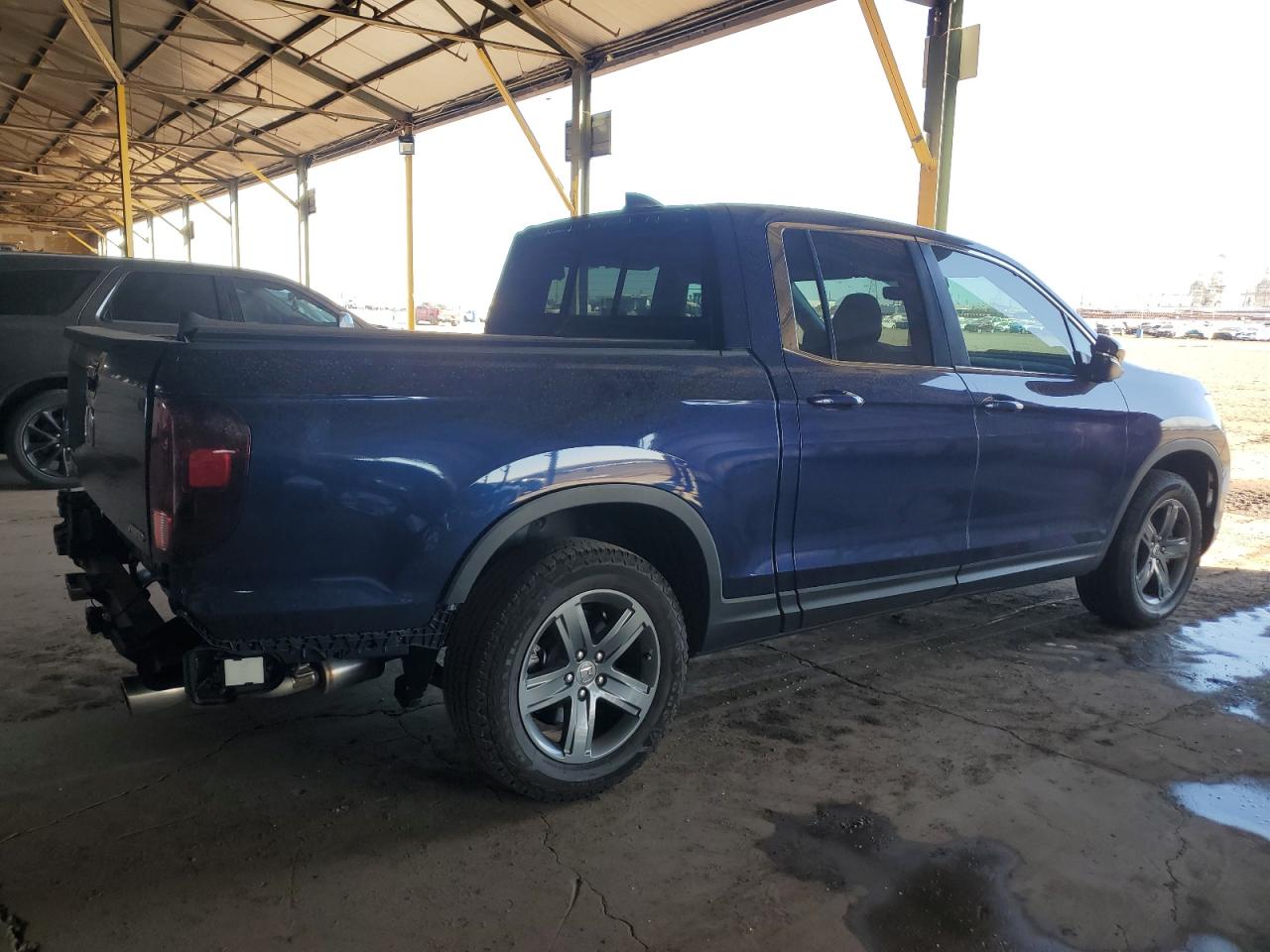 2022 Honda Ridgeline - Image 3