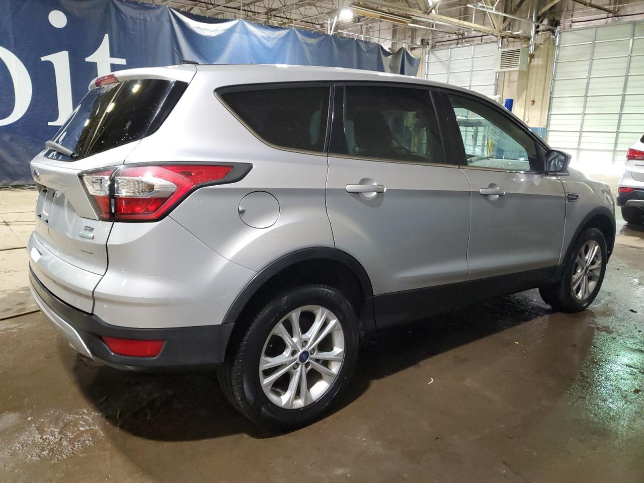 1FMCU0GD3HUB38867 FORD ESCAPE 2017