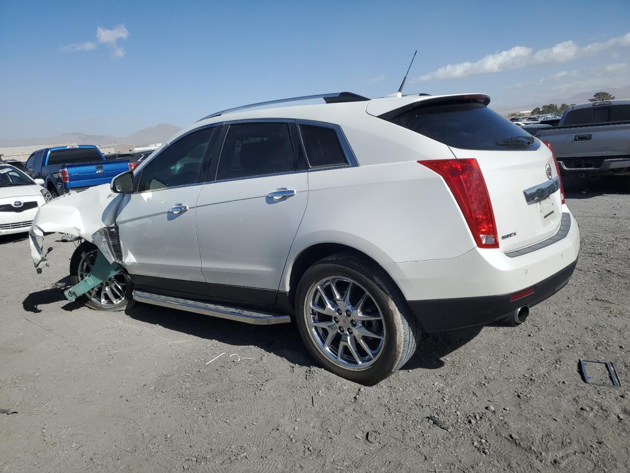 2014 Cadillac SRX - Image 2