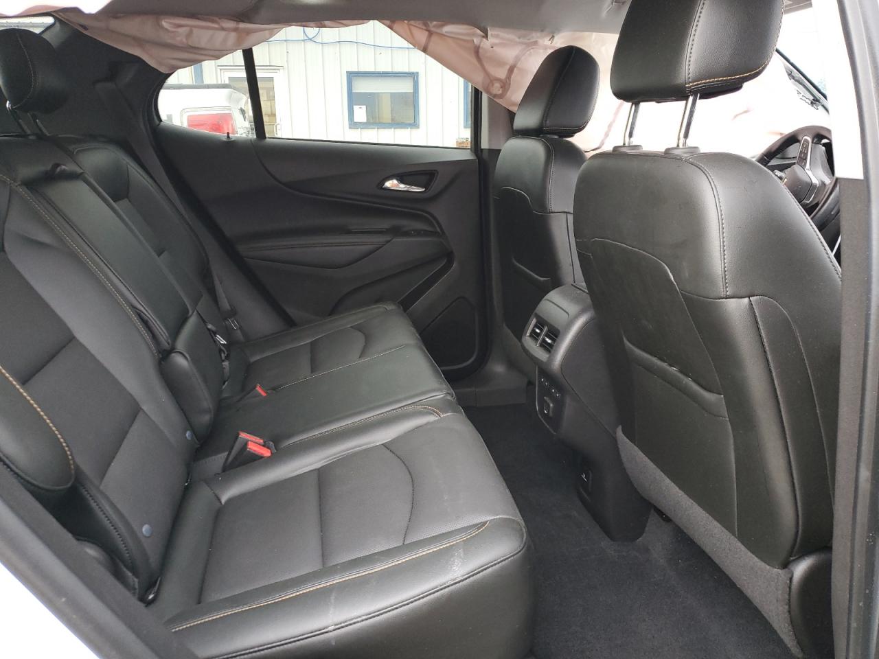 2020 Chevrolet Equinox - Image 11
